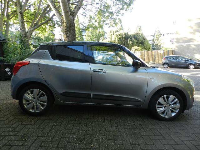 Suzuki SWIFT 1.2 Automaat 5DrsSelect Apple Android Navi Camera Metallic Lak