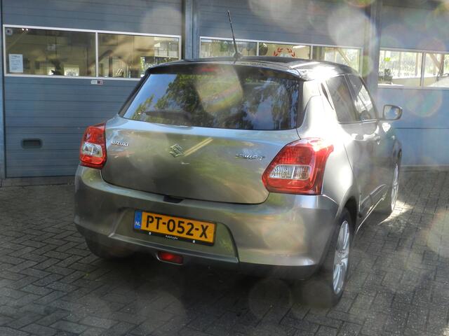 Suzuki SWIFT 1.2 Automaat 5DrsSelect Apple Android Navi Camera Metallic Lak