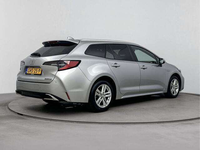 Suzuki Swace 1.8 Hybrid Style Dealeronderhouden | NL-Auto | Lichtmetalen Velgen | Stoel-/Stuur-/Voorruitverwarming | Metaallak | Apple Carplay/Android Auto |