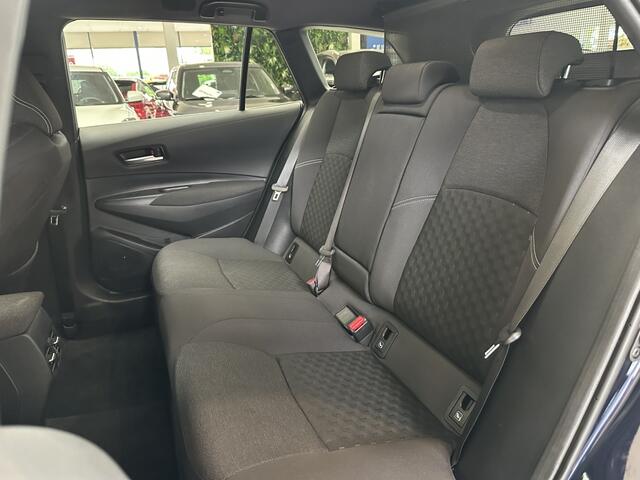 Suzuki Swace 1.8 Hybrid Select [ 17''inc VELGEN I STUUR VERWARMING I EERSTE E