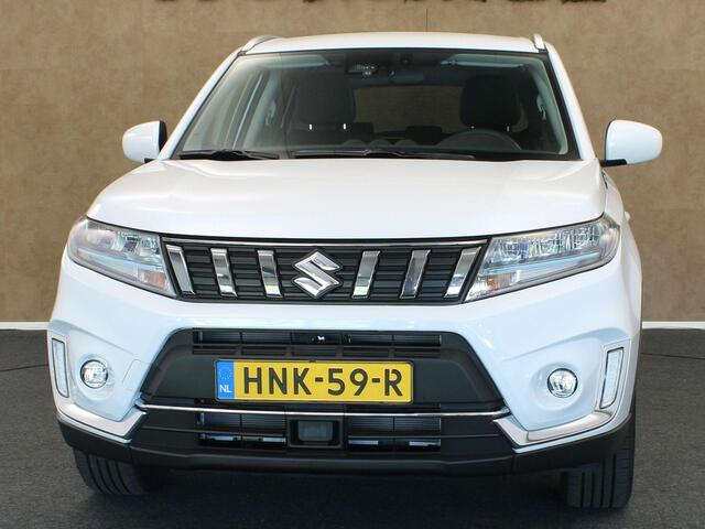 Suzuki VITARA 1.5 Hybrid Select - DODEHOEK DETECTIE- 17 INCH LICHT METALEN VELGEN - PARELMOER LAK - KEYLESS ENTRY/ START - CLIMATE CONTROL - VOORSTOELEN VERWARMD - CAMERA