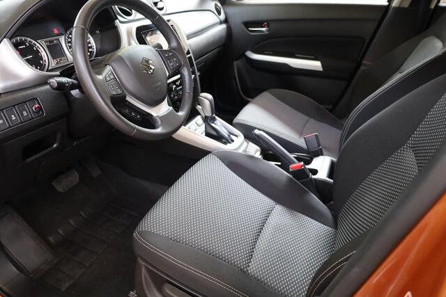 Suzuki VITARA 1.6 Exclusive TREKHAAK STOELVERW/VENTILATIE CAMERA NAVI CRUISE CLIMA 2XPDC 17''LMV