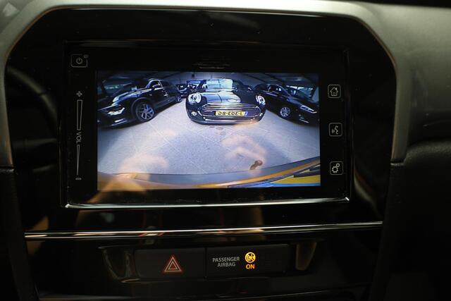 Suzuki VITARA 1.6 Exclusive TREKHAAK STOELVERW/VENTILATIE CAMERA NAVI CRUISE CLIMA 2XPDC 17''LMV