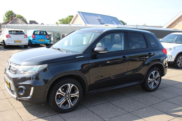 Suzuki VITARA 1.6 High Executive | Trekhaak | Open dak | Navigatie | Cruise |