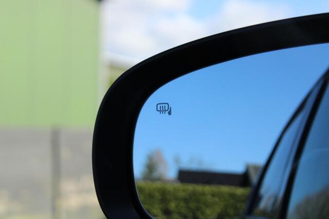 Suzuki VITARA 1.4 Boosterjet Select 141PK Automaat Achteruitrijcamera, Cruise Control, Voorstoelen Verwarmd,