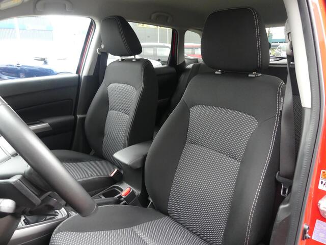 Suzuki VITARA 1.4 Boosterjet Select Smart Hybrid, Automaat, Navigatie, Keyless en goed onderhouden! 1500 KG TREKGEWICHT!