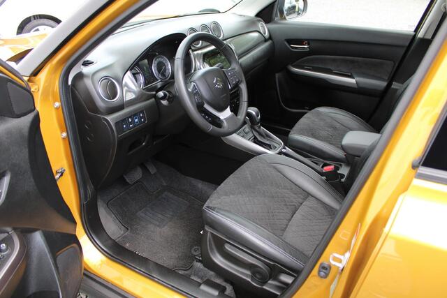 Suzuki VITARA 1.5 Hybrid Style, Automaat, 1e Eig. met Navigatie, Parkeersensoren en Dealer onderhouden!