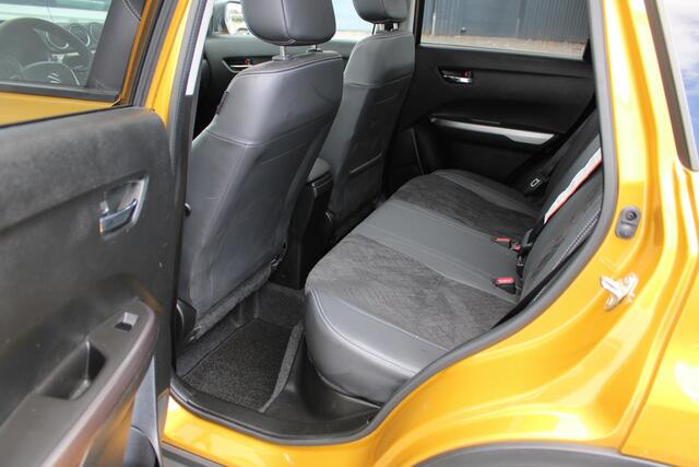 Suzuki VITARA 1.5 Hybrid Style, Automaat, 1e Eig. met Navigatie, Parkeersensoren en Dealer onderhouden!