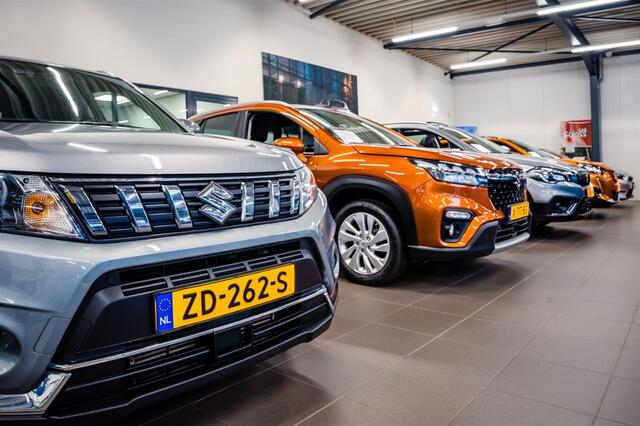 Suzuki VITARA 1.4 Boosterjet Style Smart Hybrid | Navigatie | Lederen Bekleding | Adaptieve Cruise Control