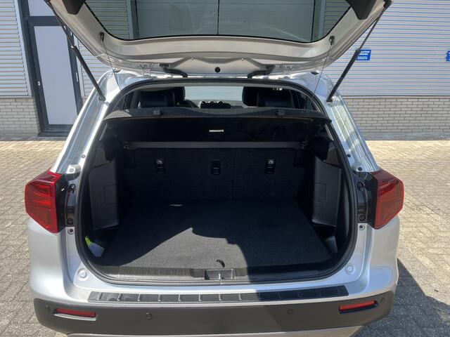 Suzuki VITARA 1.4 Boosterjet Style Smart Hybrid Meest Luxe uitvoering| Lage Km stand| Rijklaarprijs