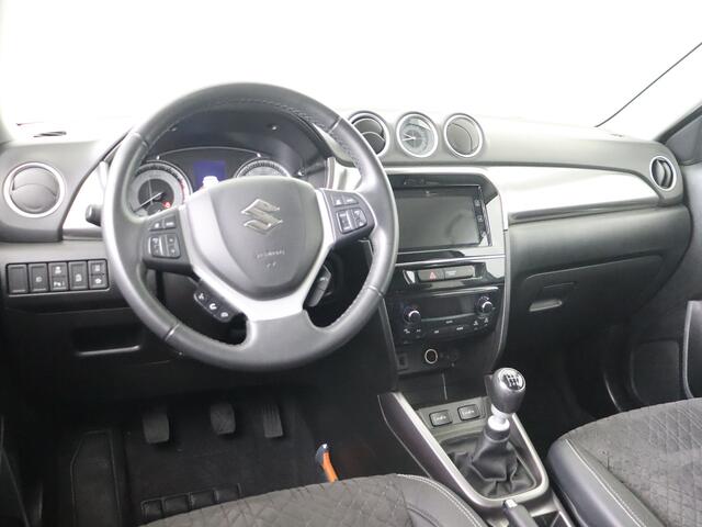 Suzuki VITARA 1.4 Boosterjet Comfort Smart Hybrid I Navigatie I Climate Control I Cruise Control I Camera I Stoelverwarming Voor I