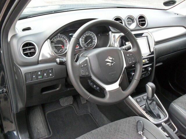 Suzuki VITARA 1.4 Boosterjet Adventure | Panoramadak | Adaptieve Cruise Control | Trekhaak | Verwacht |