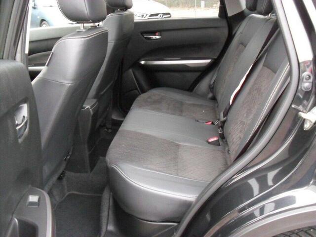 Suzuki VITARA 1.4 Boosterjet Adventure | Panoramadak | Adaptieve Cruise Control | Trekhaak | Verwacht |