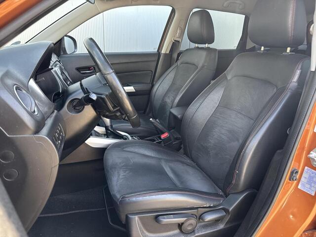 Suzuki VITARA 1.4 S Allgrip **NAVIGATIE/ STOELVERWARMING/ PARKEERSENSOREN VOOR EN ACHTER/ GARANTIE**