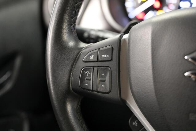 Suzuki VITARA 1.5 Hybrid Style | Schuif- opendak | Cruise Adaptief