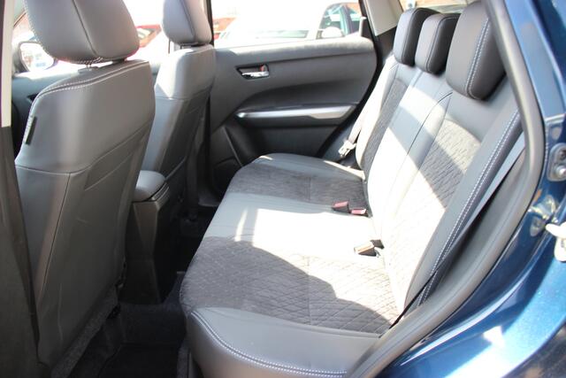 Suzuki VITARA 1.5 Style Rhino Hybrid Automaat | Opendak | PDC | Keyless |