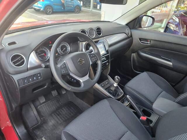 Suzuki VITARA 1.4 BOOSTERJET SELECT SMART HYBRID Navi | Camera | Dodehoeksensoren | Stoelverwarming