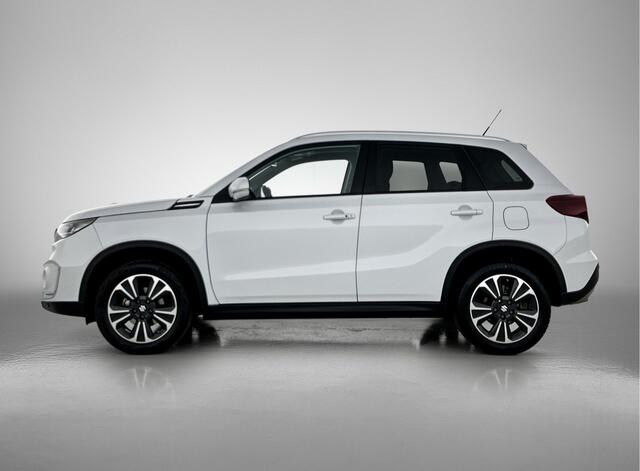 Suzuki VITARA 1.5 Hybrid Style | Automaat | Apple Carplay / Android Auto (Navigatie) | Schuif/kantel dak | Parkeersensoren rondom | Lederen bekleding | Keyless Entry |
