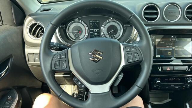 Suzuki VITARA 1.4 BOOSTERJET STYLE SMART HYBRID Open dak | Alcantara | Dodehoeksensoren