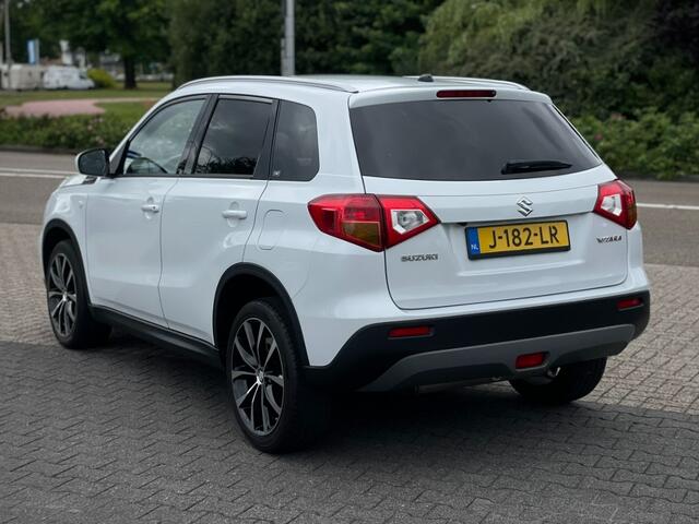 Suzuki VITARA 1.6 EXCLUSIVE AUTOMAAT CAMERA NAVI 18 INCH