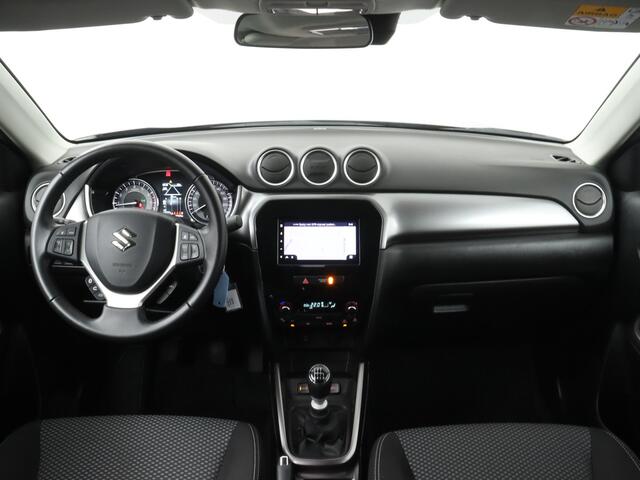 Suzuki VITARA 1.4 Boosterjet Select Smart Hybrid | Navigatie | Camera | Trekhaak | LM velgen | Stoelverwarming |