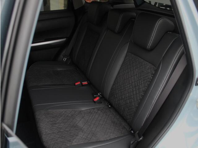 Suzuki VITARA 1.5 Hybrid Style Automaat Nieuw met 6 jaar Garantie! Navigatie, Adaptieve Cruise Control, Stoelverwarming, Climate Control, Adaptieve Cruise Control