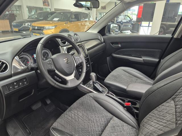 Suzuki VITARA 1.4 Boosterjet Stijl Automaat [ALLSEASONBANDEN | PANODAK | CARPL
