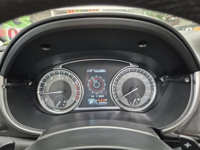 Suzuki VITARA 1.4 Boosterjet Stijl Automaat [ALLSEASONBANDEN | PANODAK | CARPL