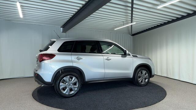 Suzuki VITARA 1.5 Hybrid Select Automaat | Carplay | LED | Stoelverwarming