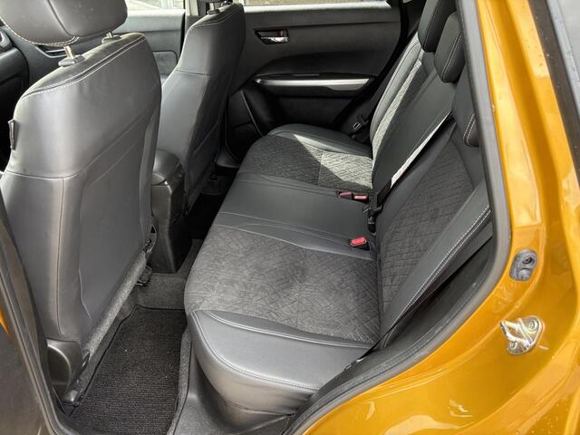 Suzuki VITARA 1.5 Hybrid Style 115pk | Automaat | Camera | Climate Control | Navigatie | Stoelverwarming | Cruise Control Adaptief | Lichtmetalen Velgen | Apple Carplay - Android Auto