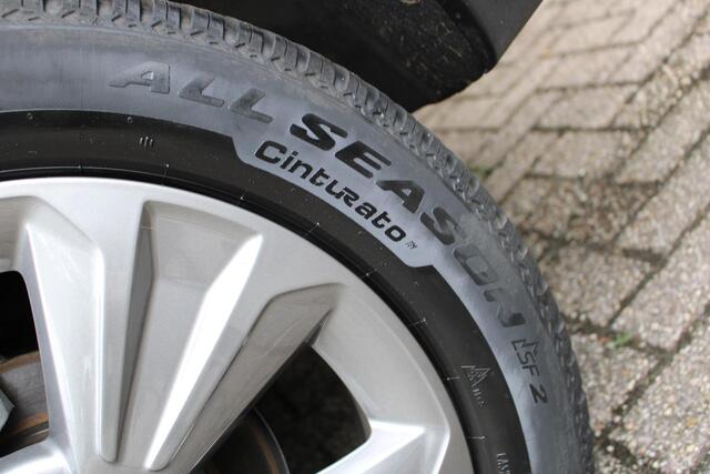 Suzuki VITARA 1.5 Hybrid Select Automaat | Navigatiesysteem | Dodehoekdetectie | All season banden