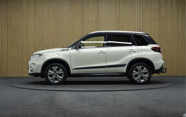 Suzuki VITARA 1.5 Hybrid Automaat Select Rhino Edition | Trekhaak | Navigatie | Adaptive Cruise | Camera | Two tone | Full led