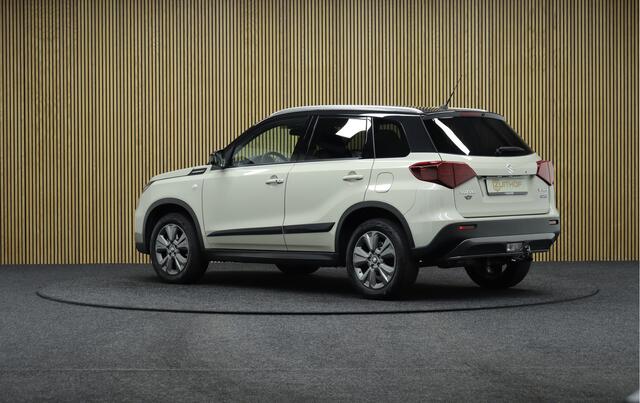 Suzuki VITARA 1.5 Hybrid Automaat Select Rhino Edition | Trekhaak | Navigatie | Adaptive Cruise | Camera | Two tone | Full led