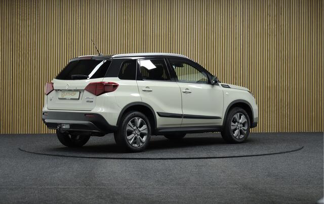 Suzuki VITARA 1.5 Hybrid Automaat Select Rhino Edition | Trekhaak | Navigatie | Adaptive Cruise | Camera | Two tone | Full led