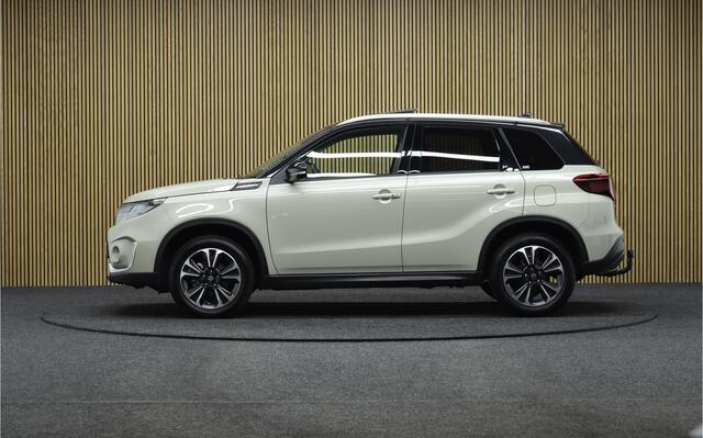 Suzuki VITARA 1.4 Boosterjet Style Rhino Edition Smart Hybrid | Trekhaak | Panorama dak | Leder | Navigatie