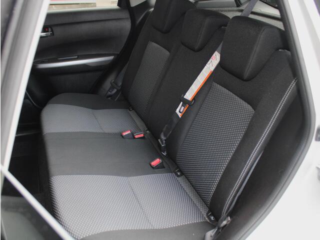 Suzuki VITARA 1.0 Boosterjet Select Cruise en Climate Control, Navigatie