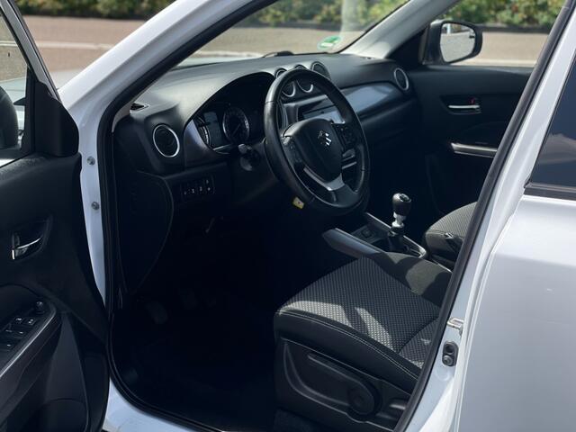 Suzuki VITARA 1.4 B.JET SELECT SH TREKHAAK 1500KG CAMERA NAVI CARPLAY
