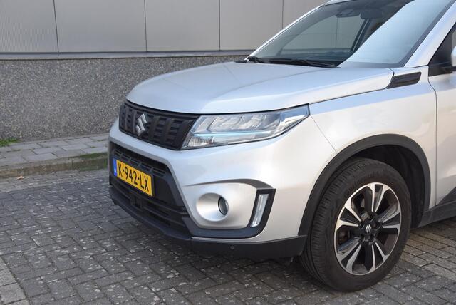 Suzuki VITARA 1.4 Boosterjet Stijl Hybrid | Trekhaak | Schuif-kanteldak | Apple carplay/android |