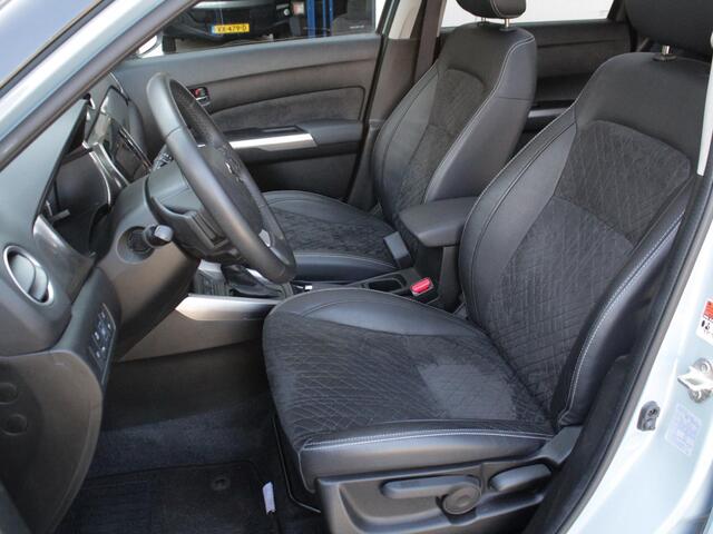 Suzuki VITARA 1.5 Boosterjet Style Hybrid Automaat | Schuifdak | Adap. Cruise | Camera