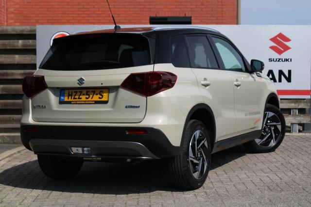 Suzuki VITARA 1.4 Boosterjet Style Smart Hybrid Navigatie, Cruise Control Adaptief, Achteruitrijcamera, Parkeersensoren Voor en Achter