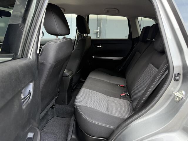 Suzuki VITARA 1.4 Boosterjet Select / Trekhaak (1200 KG trekgewicht) / Navigatie / Achteruitrijcamera / Stoelverwarming / Cruise Control