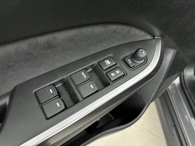 Suzuki VITARA 1.5 Hybrid Style *NIEUW* | Direct leverbaar! |