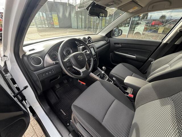 Suzuki VITARA 1.4 Boosterjet Select Smart Hybrid | Achteruitrijcamera | Apple Carplay & Android auto