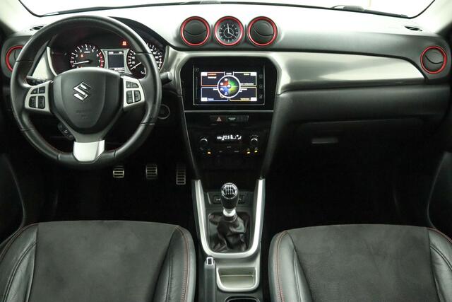 Suzuki VITARA 1.4 S | Climate control | Cruise control adaptive | Navigatie | Camera | Trekhaak afn. | Stoelverwarming |