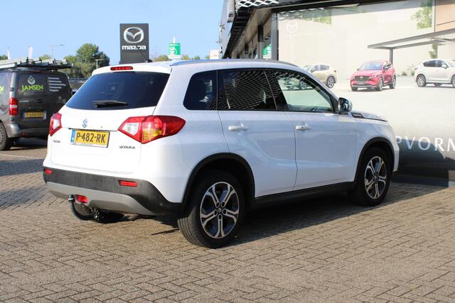 Suzuki VITARA 1.6 High Executive , Automaat, Trekhaak, Half Leder, Stoelverwarming, Clima, Navi, Adap. Cruise, PDC, Camera, Schuif/kanteldak, LMV 17 Inch
