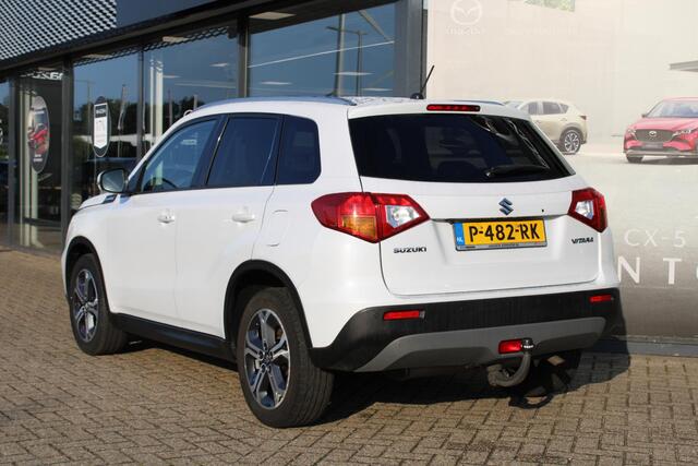 Suzuki VITARA 1.6 High Executive , Automaat, Trekhaak, Half Leder, Stoelverwarming, Clima, Navi, Adap. Cruise, PDC, Camera, Schuif/kanteldak, LMV 17 Inch