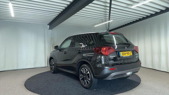 Suzuki VITARA 1.4 Boosterjet Style Smart Hybrid AllGrip Automaat | Pano | Carplay | LED
