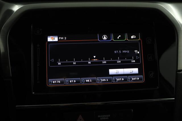 Suzuki VITARA 1.4 S Allgrip | Automaat | All Gripp | Navigatie | Climate control | Cruise control adaptive | Trekhaak | Stoelverwarming |