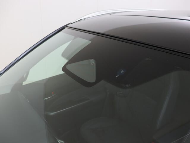 Suzuki VITARA 1.4 Boosterjet Style Hybrid | Sunroof | Parkeersensoren Voor & Achter | Suede met Leder | Pano / Sunroof