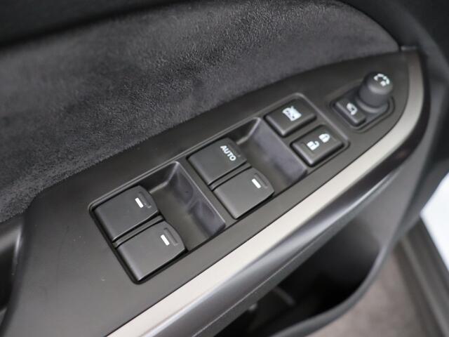 Suzuki VITARA 1.4 Boosterjet Style Hybrid Automaat Nieuw uit voorraad leverbaar!